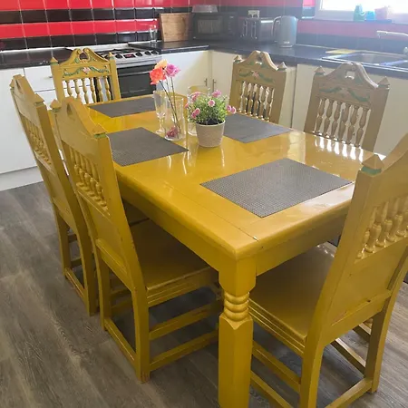 Private 1 Near Southmead Hospital Vendégház