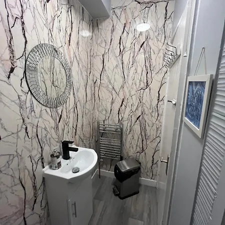 ゲストハウス Private 1 Near Southmead Hospital