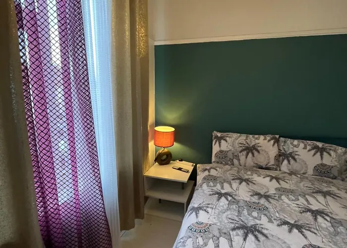 Private 1 Near Southmead Hospital Gæstehus